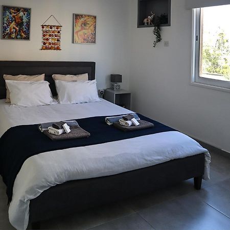 Alex'S Vacation Suite - 100M From The Beach - 6 Guests Paphos Eksteriør bilde