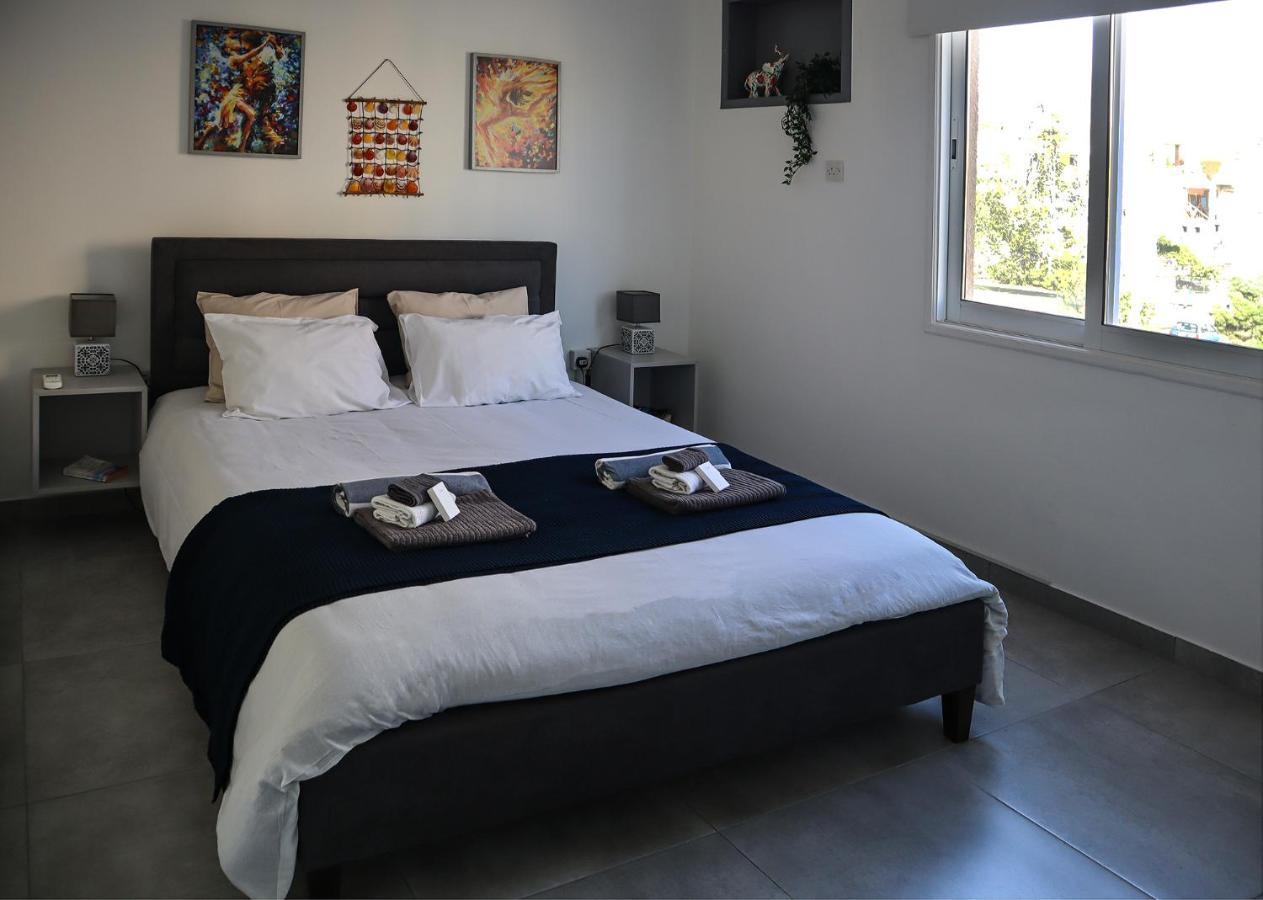 Alex'S Vacation Suite - 100M From The Beach - 6 Guests Paphos Eksteriør bilde