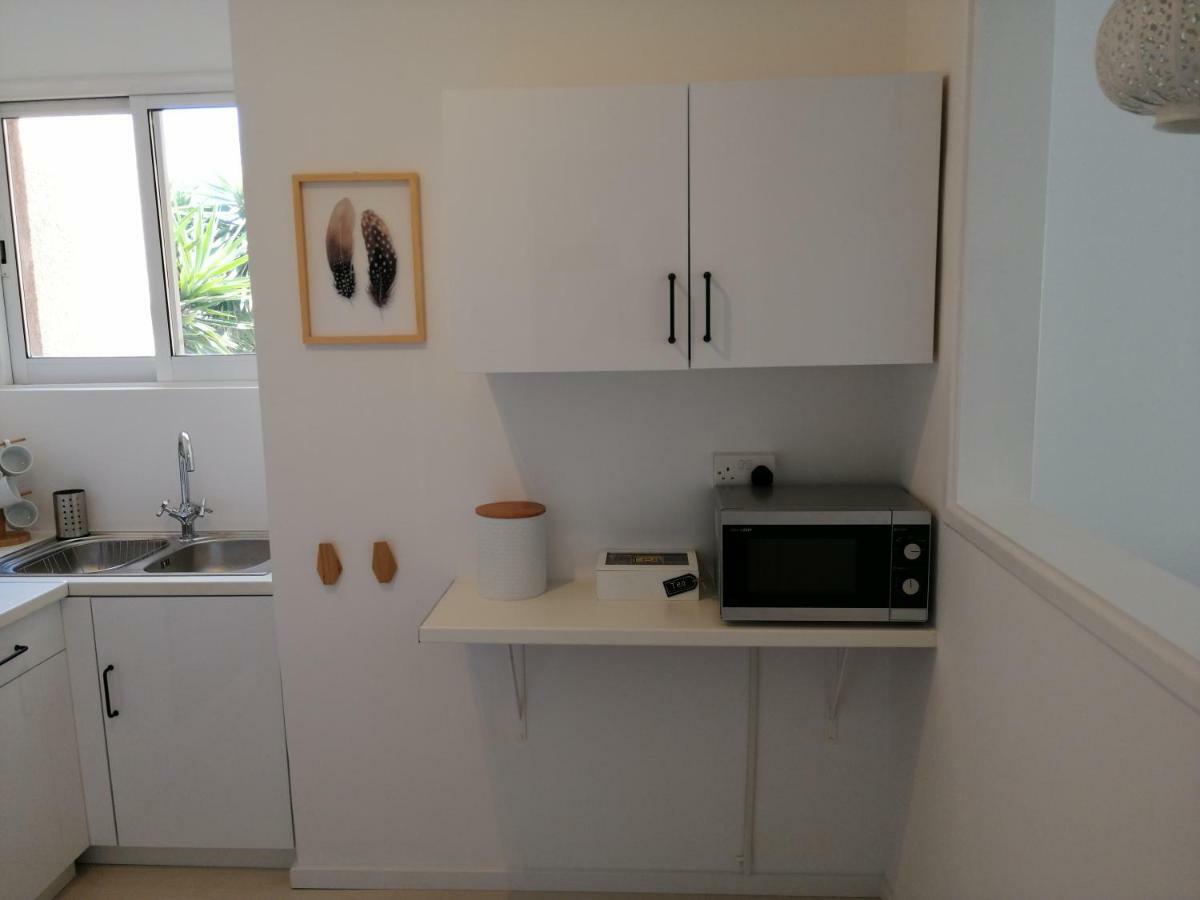 Alex'S Vacation Suite - 100M From The Beach - 6 Guests Paphos Eksteriør bilde